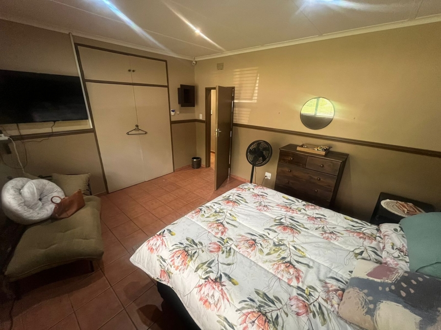 3 Bedroom Property for Sale in Protea Park North West